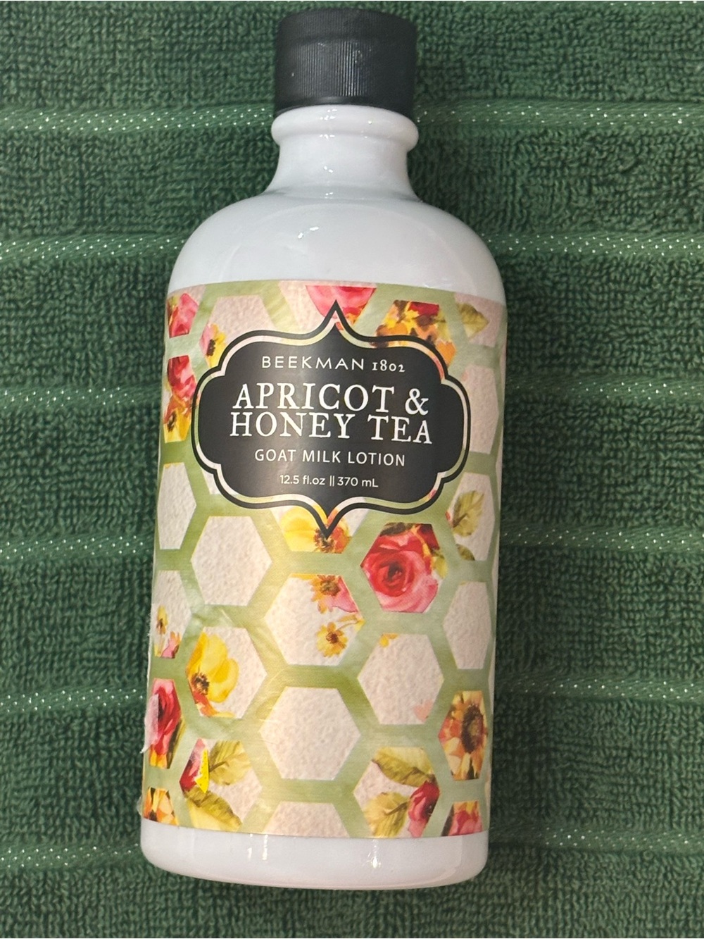 Beekman 1802 Apricot & Honey Tea Goat Milk Lotion - White, Green, Pink, Yellow